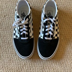 vans tennis shoes